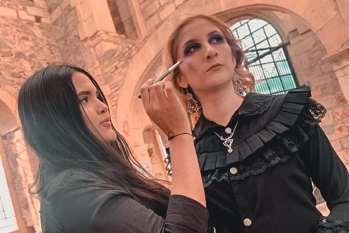 Uno de los conceptos en los que se puede ser creativo en el maquillaje es cuando es para una editorial. (cortesía)