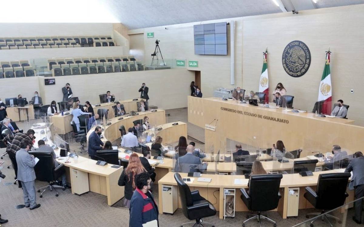 Los diputados locales en el Congreso de Guanajuato son quienes reciben los sueldos más altos en toda la República Mexicana. Especial.