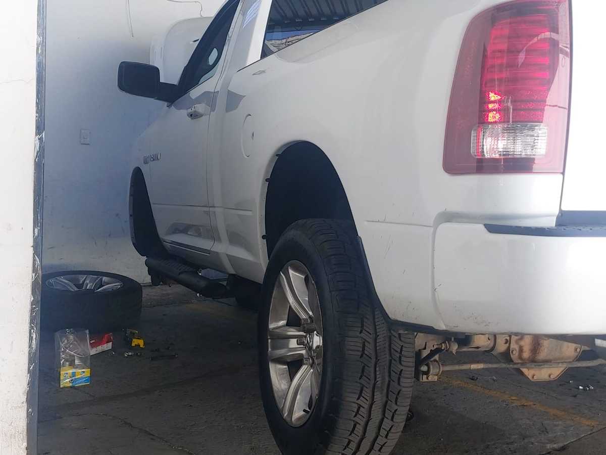 Es importante checar el automóvil antes de salir de la ciudad. (Rosario Álvarez)
