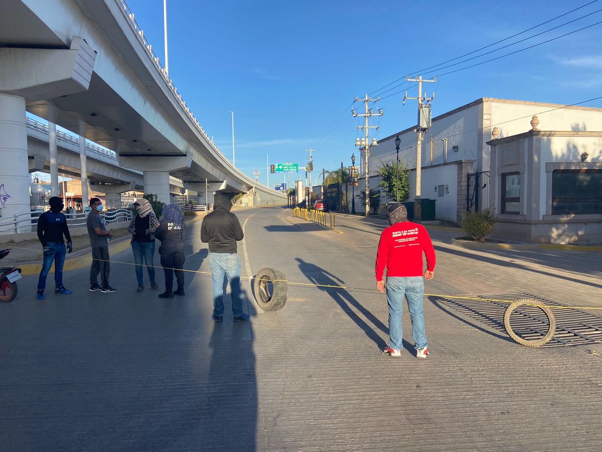 Elementos de seguridad tomaron las calles para exigir el pago de sus prestaciones. | Milenio Digital