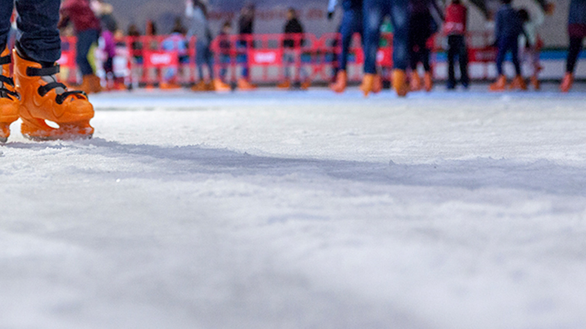 Instalan pista de hielo en Coyoacan