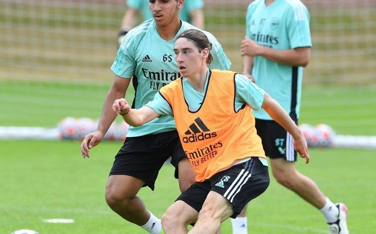 Marcelo Flores entrenó con primer equipo del Arsenal y podría debutar en Premier League (Instagram)