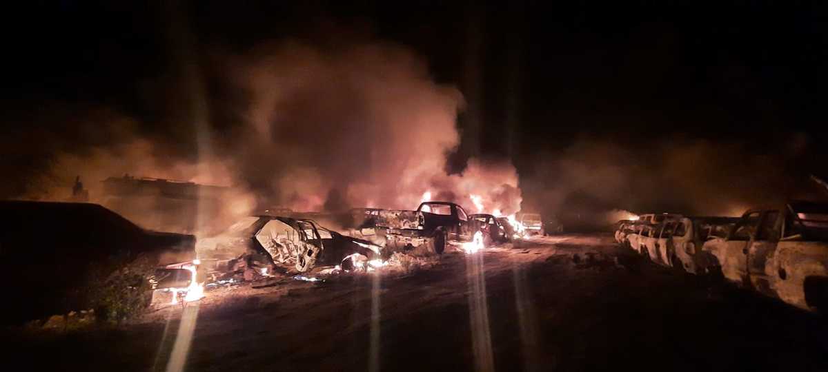 Se necesitaron cinco horas de trabajo para sofocar el incendio. Foto: Especial