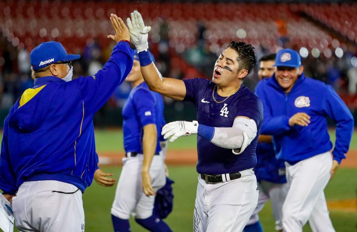 Charros venció 10-9 a Águilas en 12 innings. (Cortesía)