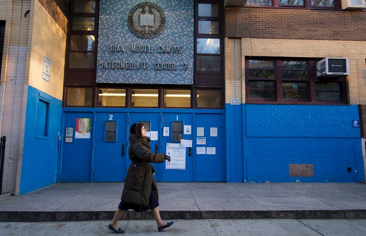 Las autoridades en Nueva York descartaron el cierre de escuelas por covid-19. | EFE