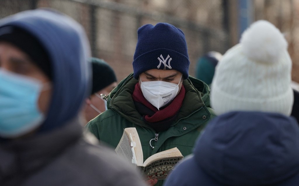 Casos mundiales de covid-19 subieron 11% por variante ómicron: OMS