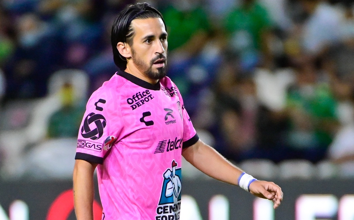Fernando Navarro se despide del León (Imago7)