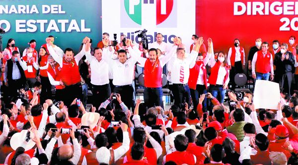Hace un mes, ambos participaron en la toma de protesta a la dirigencia en Hidalgo, donde llamaron a la unidad. ESPECIAL
