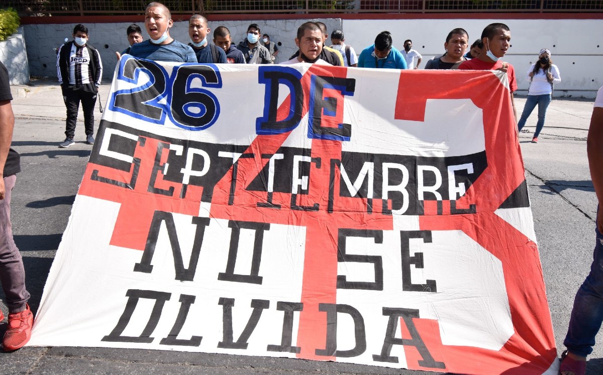 En 2016, AP documentó diez casos de presunta tortura contra detenidos por la desaparición de los normalistas. | Cuartoscuro