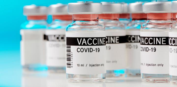España manda lote de vacunas Pfizer a Colombia (AFP)