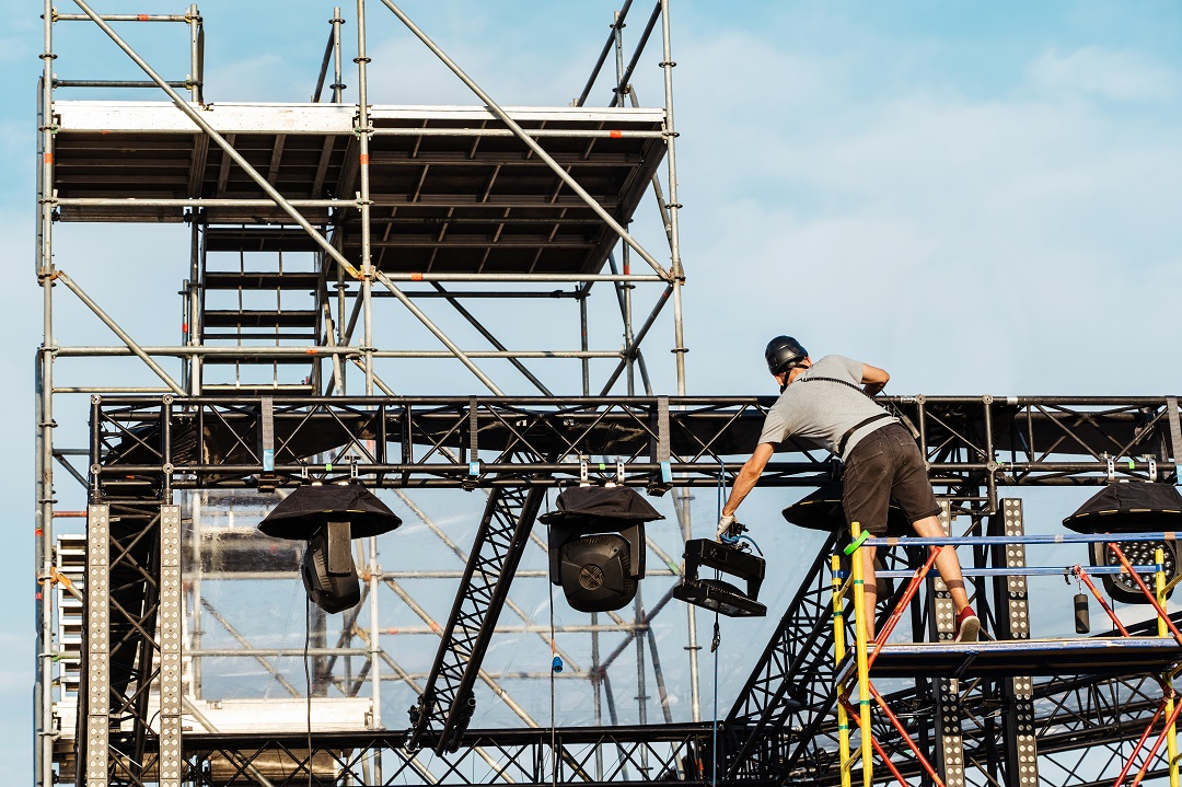 Se estima que el personal que integra El Crew está conformado por más de 61 mil empleados. (Shutterstock)