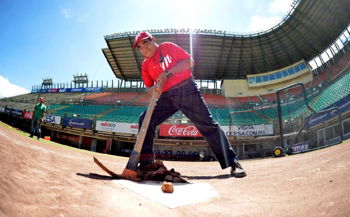 Murió Martín Vidal, el Ángel Guardián de los campos de juego de los Diablos Rojos (Enrique Gutiérrez)