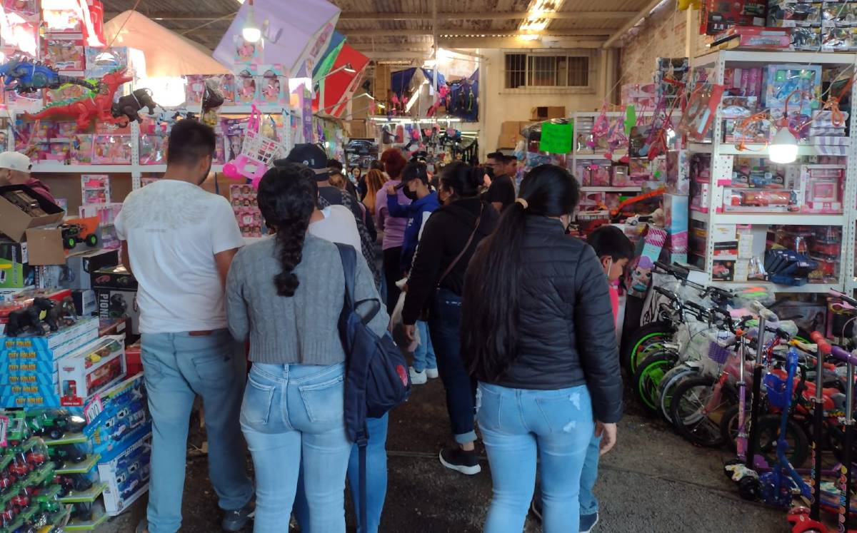Más de 600 comerciantes solicitaron permisos para vender juguetes en la Zona Centro.