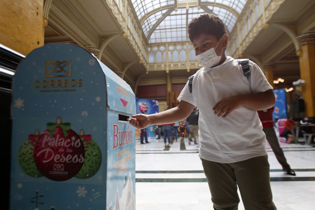 El envío de cartas es una alternativa para cuidar el medioambiente | Araceli López