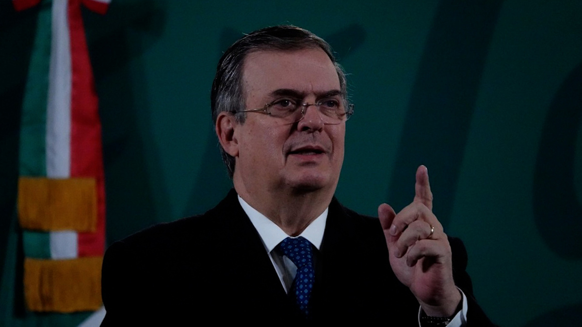 Ebrard viaja a Chile para reunirse con Gabriel Boric