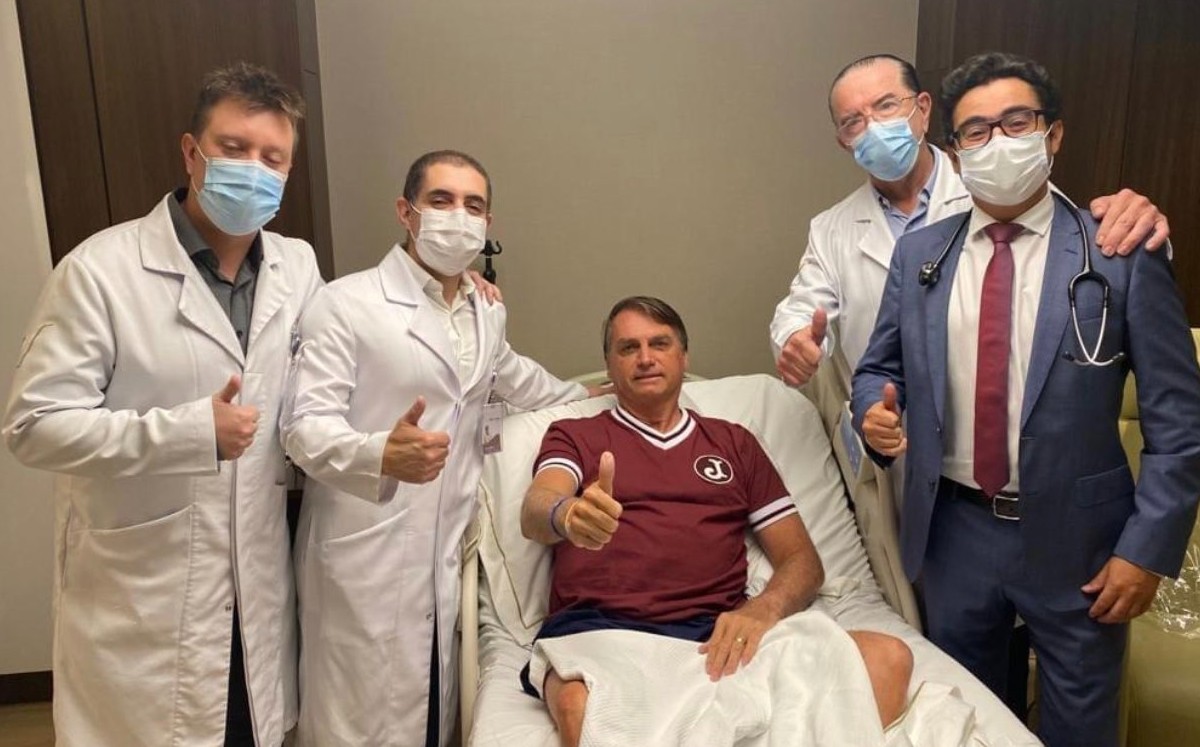 El presidente de Brasil, Jair Bolsonaro, recibió el alta médica | @jairbolsonaro