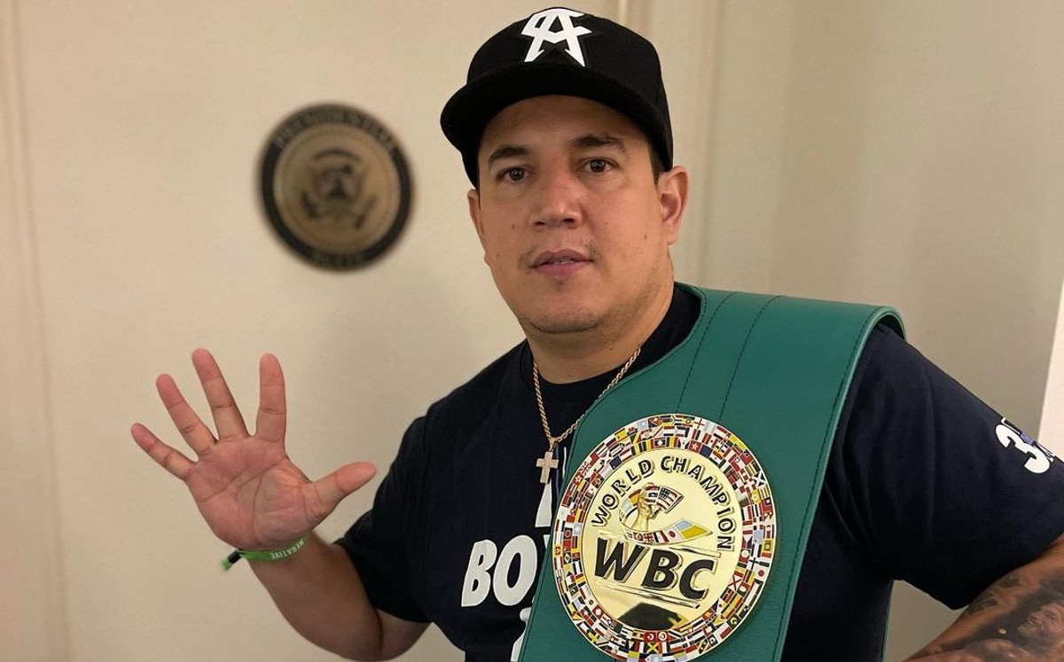 WBA proclamó a Eddy Reynoso entrenador del año