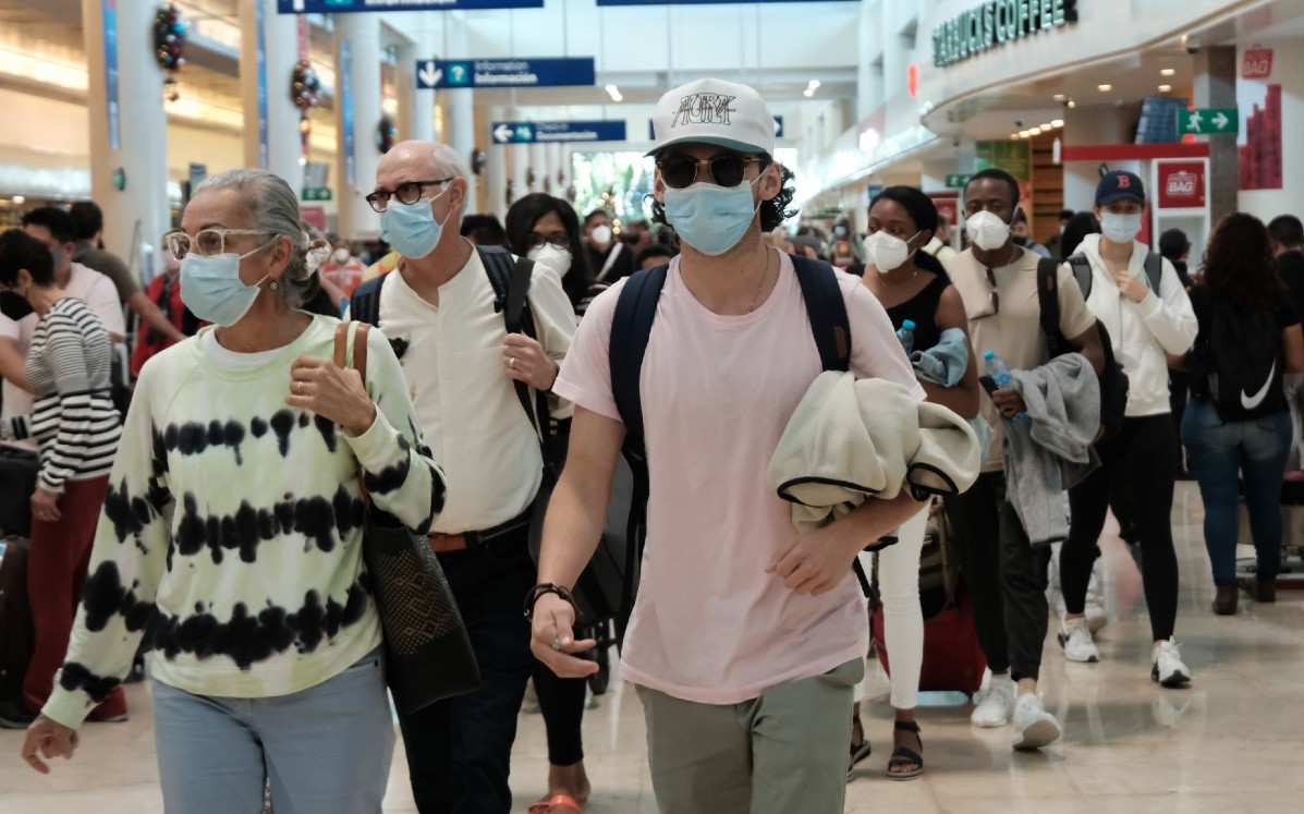 Afluencia de pasajeros en el Aeropuerto Internacional de Cancún | Cuartoscuro