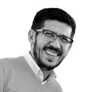 hernan-quezada-firma-autor-300x300