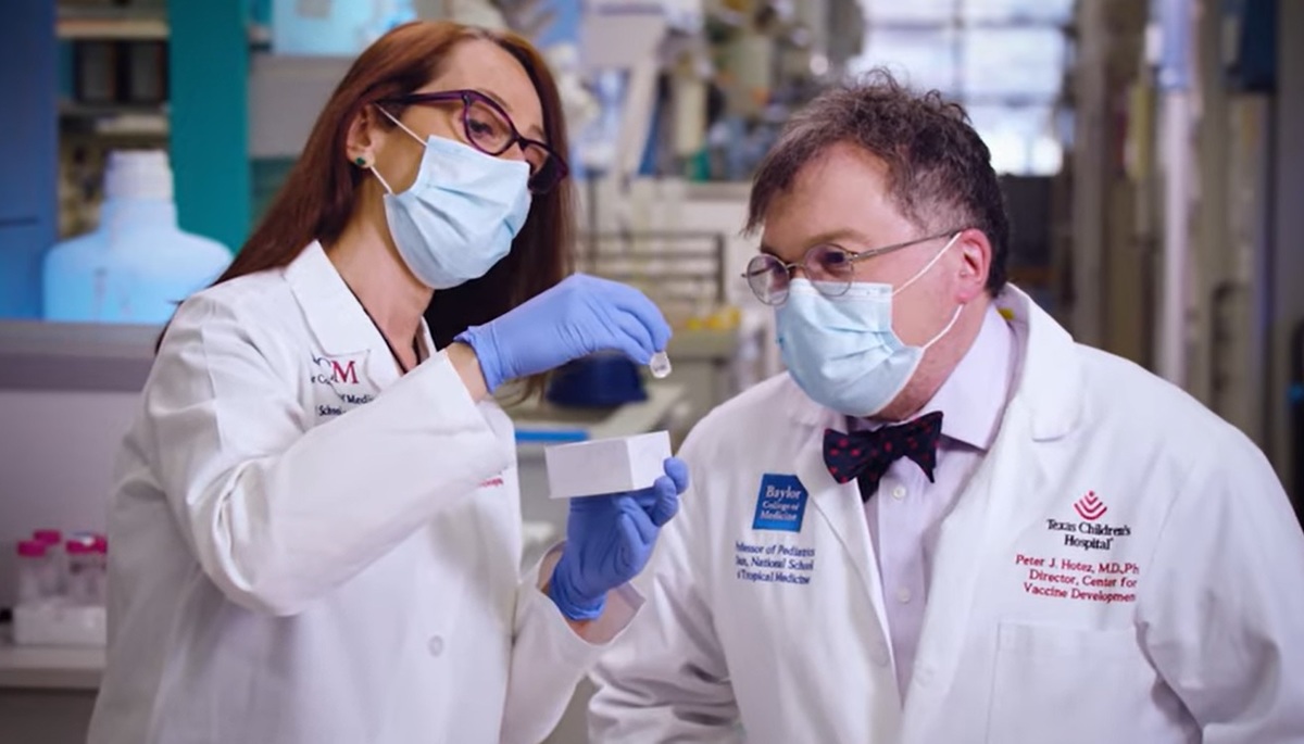 María Elena Bottazzi y Peter Hotez, especialistas que lideraron el equipo de Corbevax. | Foto: Texas Children’s Hospital