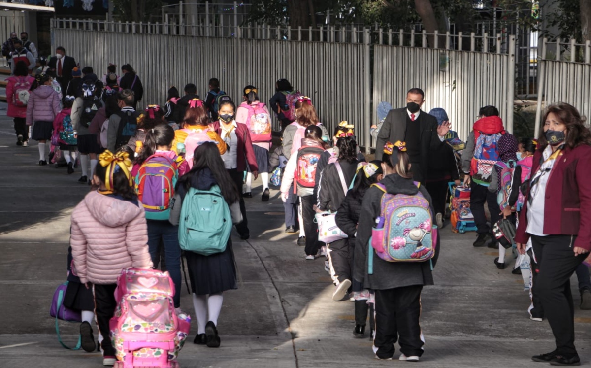 Hay aumento de casos sospechosos en escuelas de Puebla | Melanie Torres