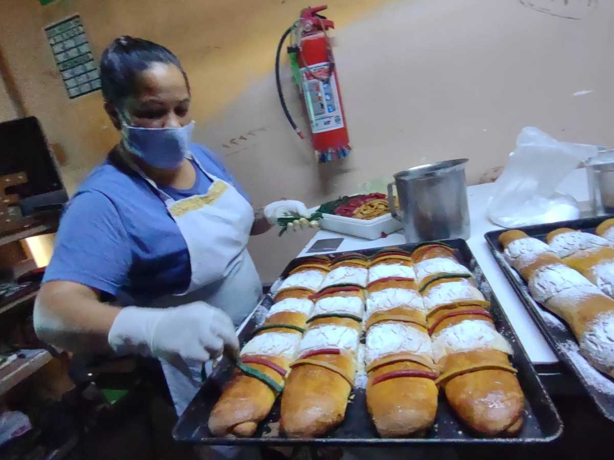 Elaboran en Puebla elabora rosca monumental | Jaime Carrera