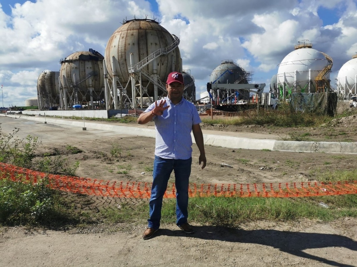 Fred Navarro de Pemex es reincorporado a sus actividades. (Especial)