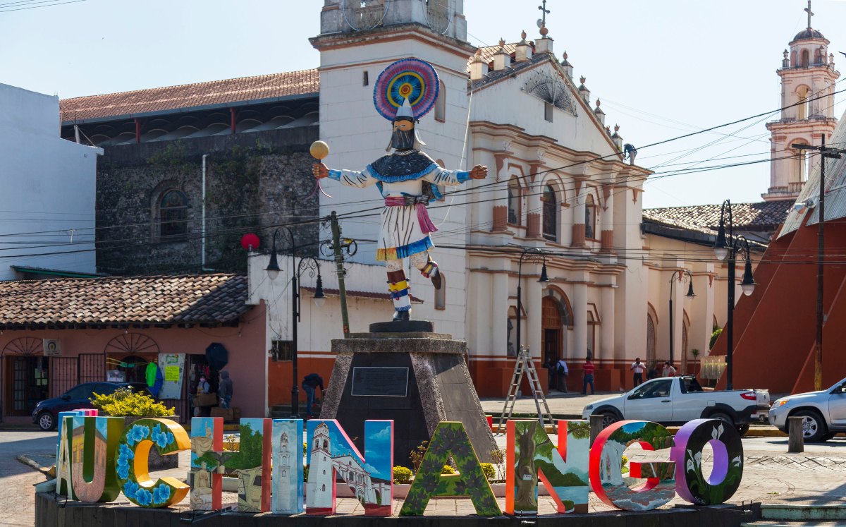Escultura denominada El Danzante en Huauchinango | Andrés Lobato