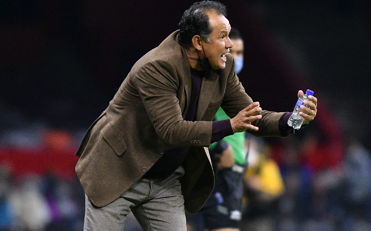 Juan Reynoso: No nos conformaremos con un buen debut (Imago7)