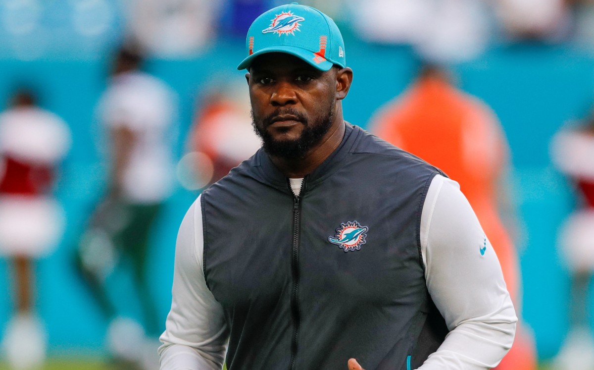 Brian Flores fue despedido de Miami (Reuters)