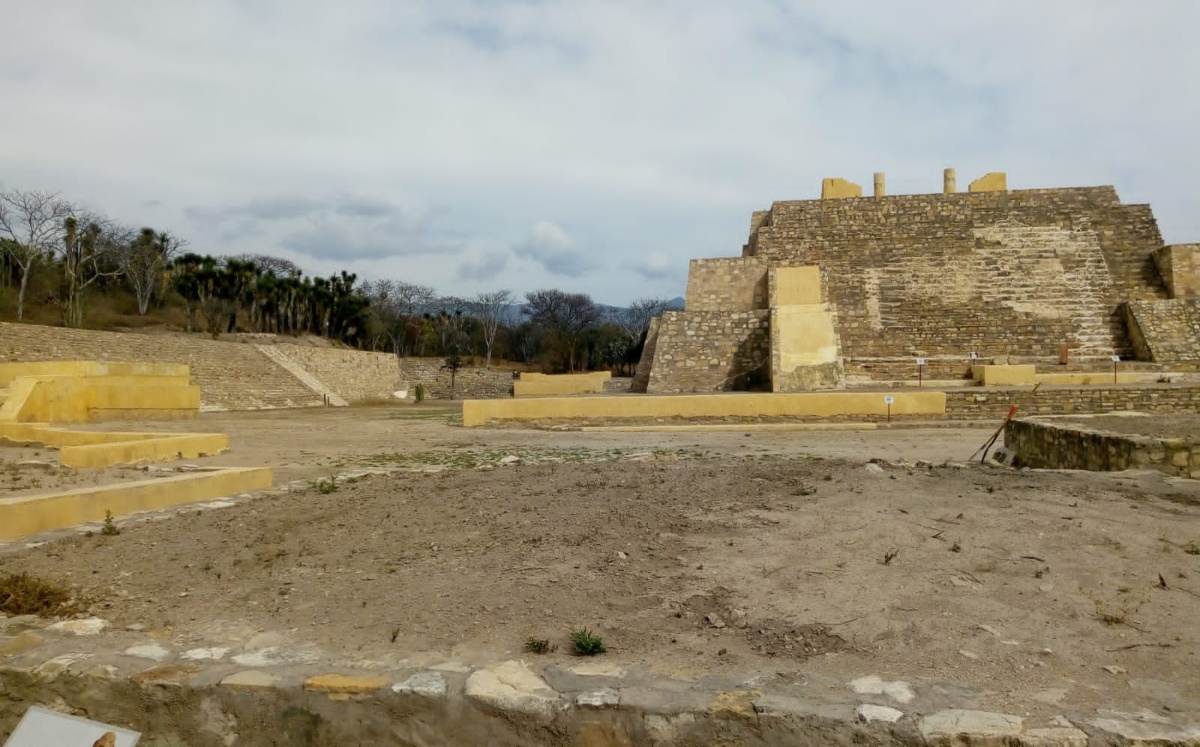 Zona Arqueológica La Mesa | Especial