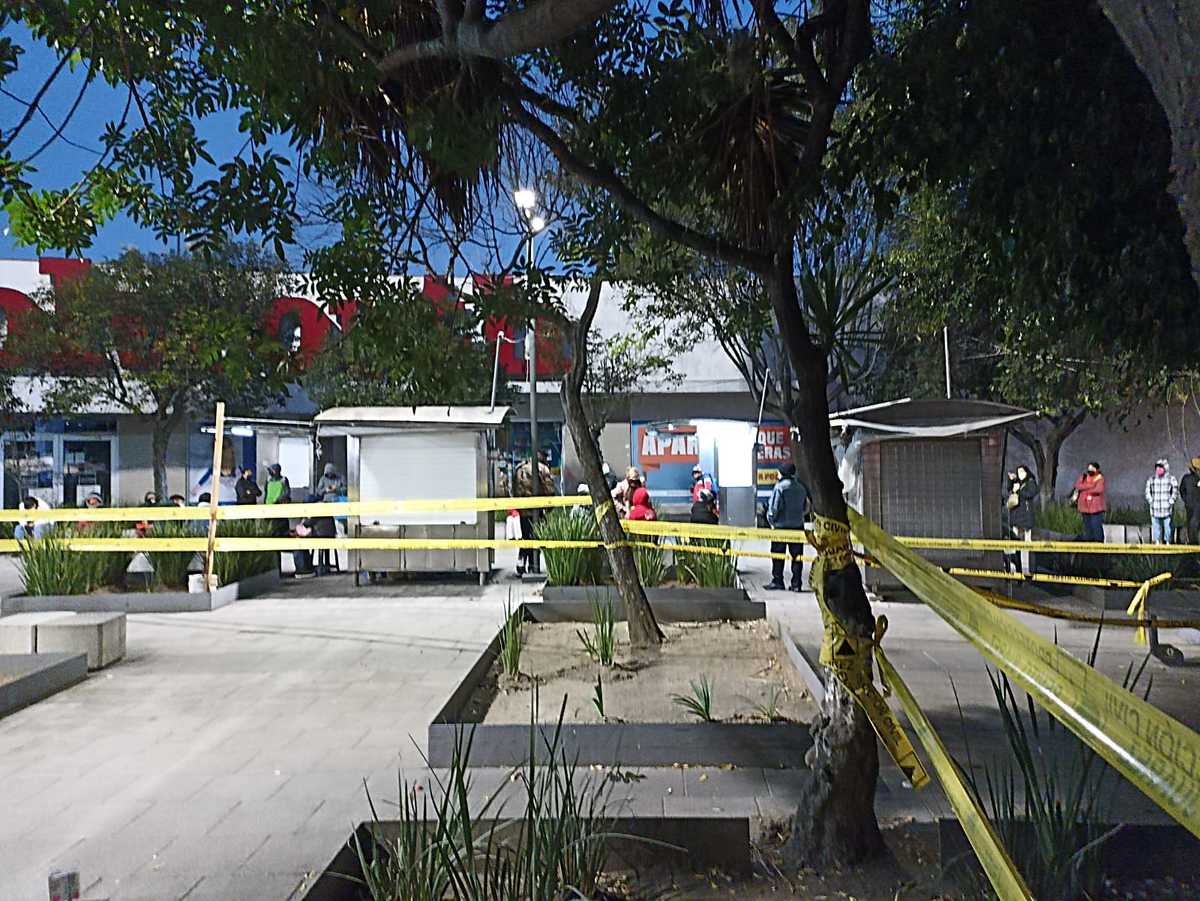 En la alcaldía Benito Juárez se colocó un macrokiosko cerca de la estación de Metro Etiopía (Enrique Luna).