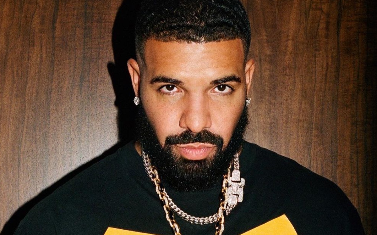Drake conoció a la modelo en redes sociales (Instagram).