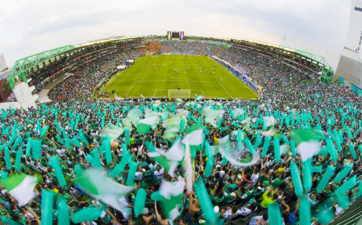 Estadio León / Especial