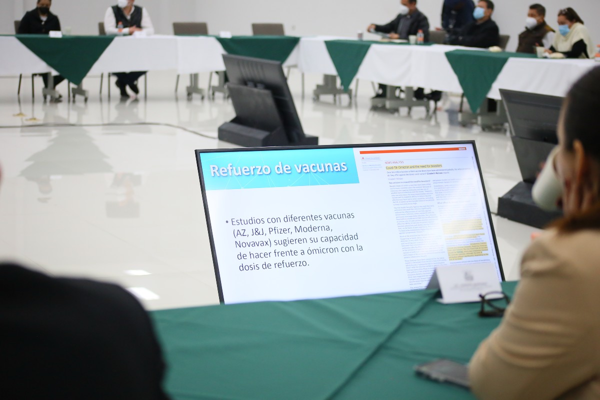 El gobernador afirmó que se analizará la situación de cada municipio y plantel educativo. | Martín Piña