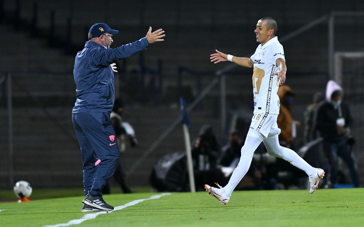 Pumas, con los pies en la tierra tras goleada sobre Toluca (Imago7)