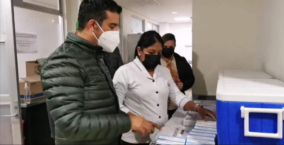 Vacunación contra covid en la Región Huasteca. (Cortesía)