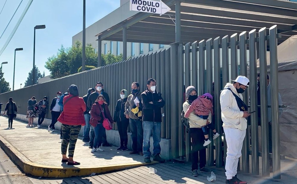 En el acceso de cada módulo se ha implementado un código QR para que las personas respondan un cuestionario sobre los síntomas. (Monserrat Mata)