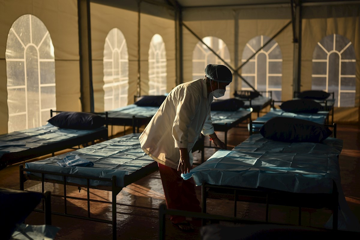 La crisis sanitaria del covid-19 continúa en el mundo. | EFE