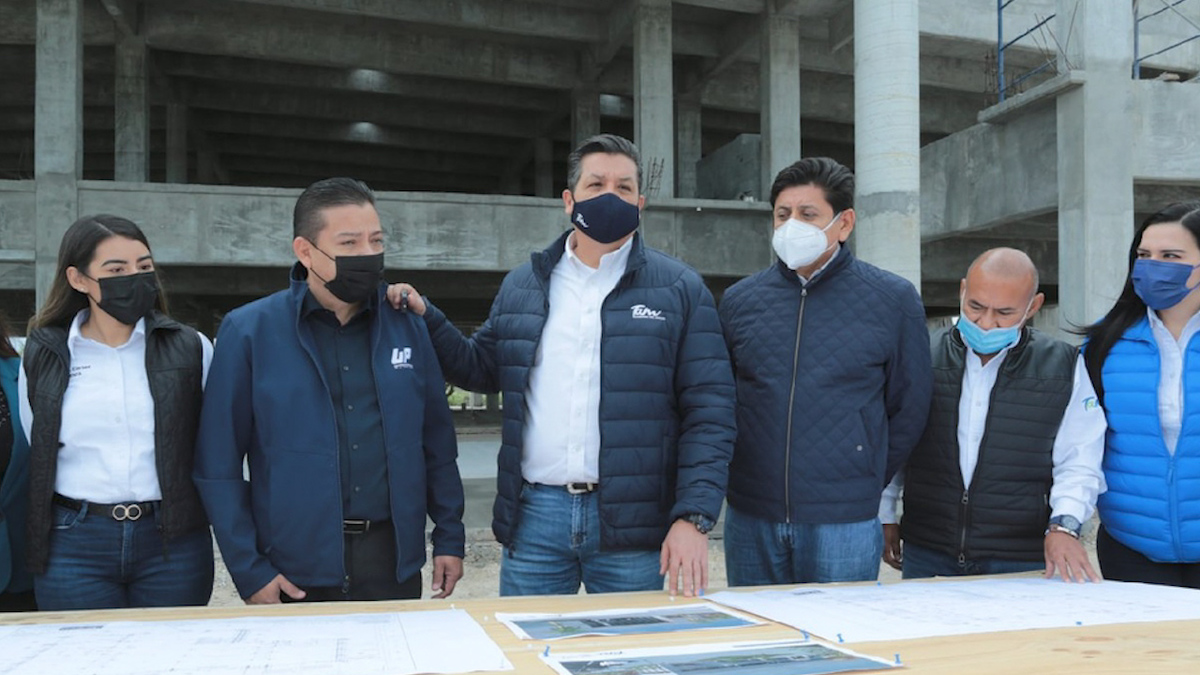 Gobernador de Tamaulipas supervisa módulos de registro