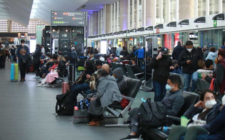 Aeroméxico y Viva Aerobus cancelan 39 vuelos hoy por casos de covid-19