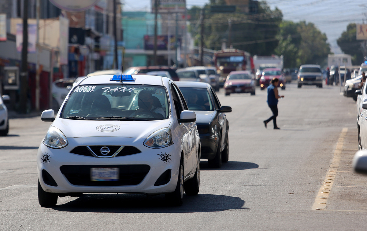 Taxi en Gómez Palacio. (Rolando Riestra)