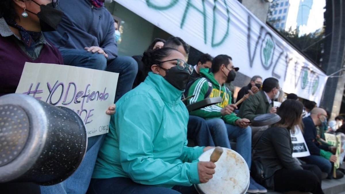 Estudiantes de CIDE protestan en Conacyt en CdMx; cancelan sesión para aprobar reformas