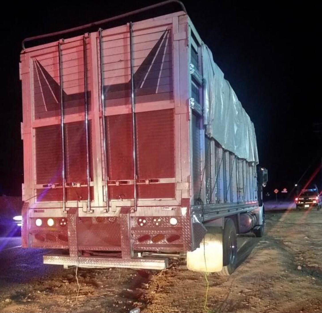Los migrantes eran transportados en un camión. (Óscar Rodríguez)