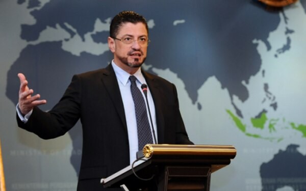Rodrigo Chaves Robles