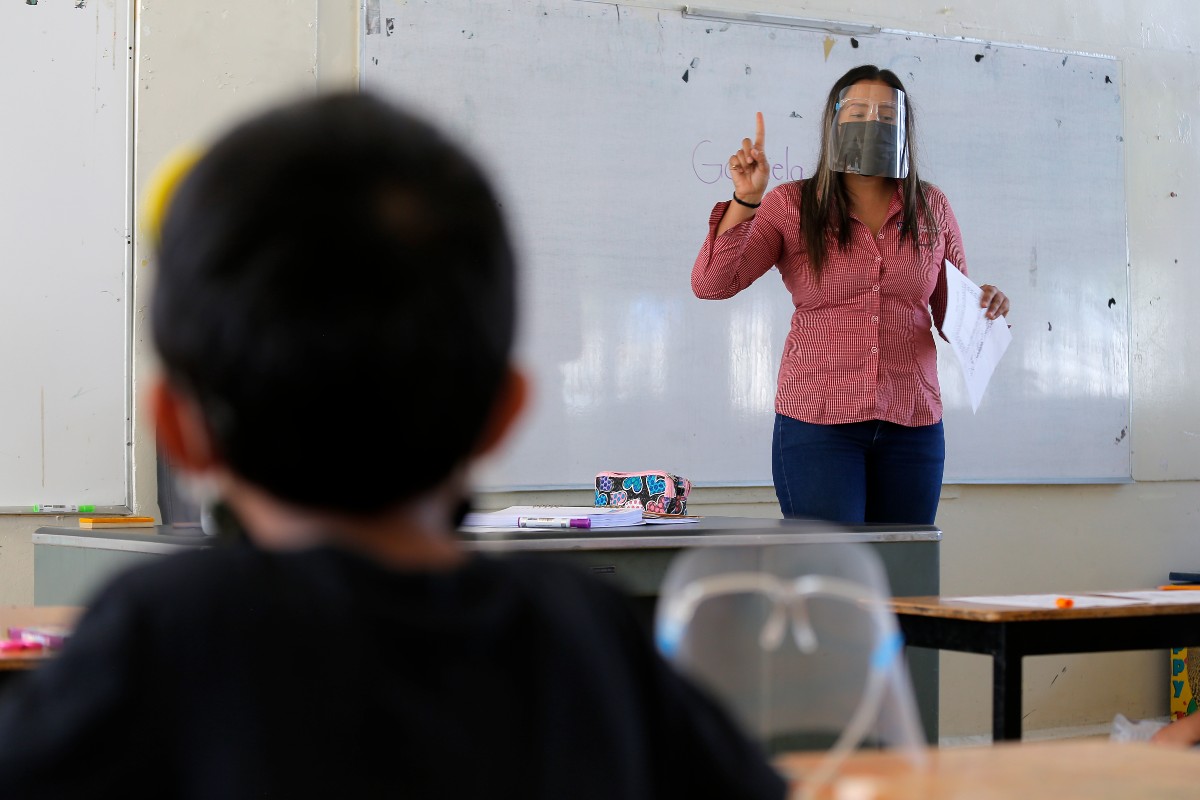 Las clases presenciales en nivel básico se pospondrá una semana más. | Mauricio Román