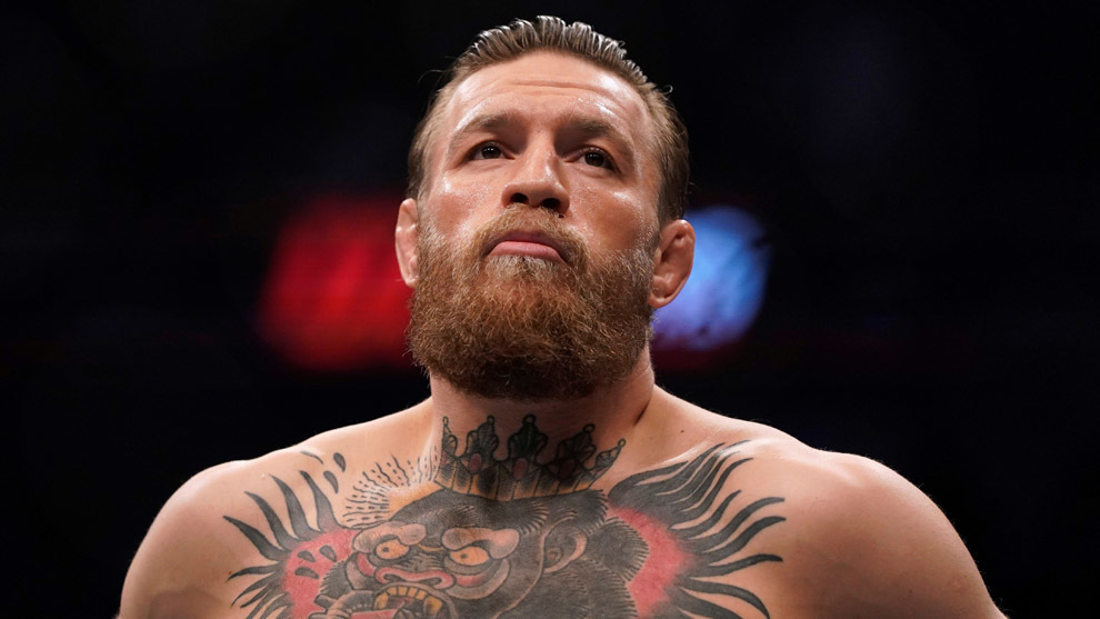Conor McGregor es atacado con bombas molotov en su pub de Dublín (Reuters)