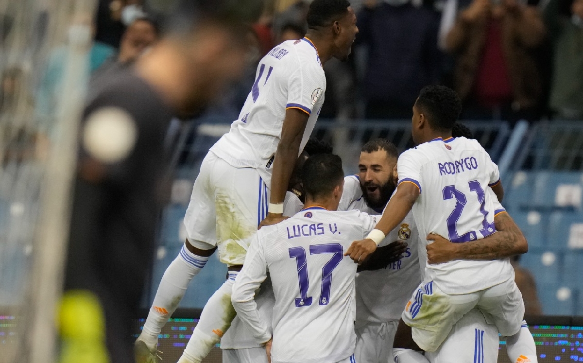 Real Madrid se corona en Supercopa de España tras vencer al Athletic (AP)