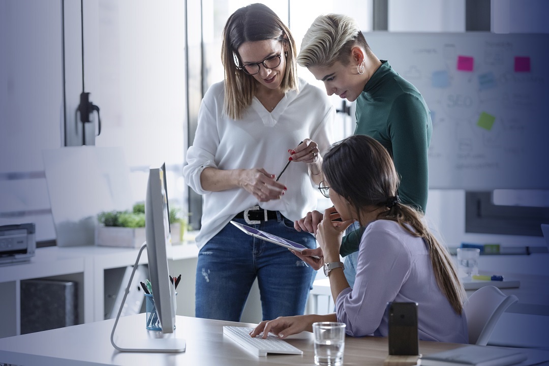 La compañía apuesta por garantizar una transición total al teletrabajo para la seguridad de todos sus colaboradores. (GettyImages)