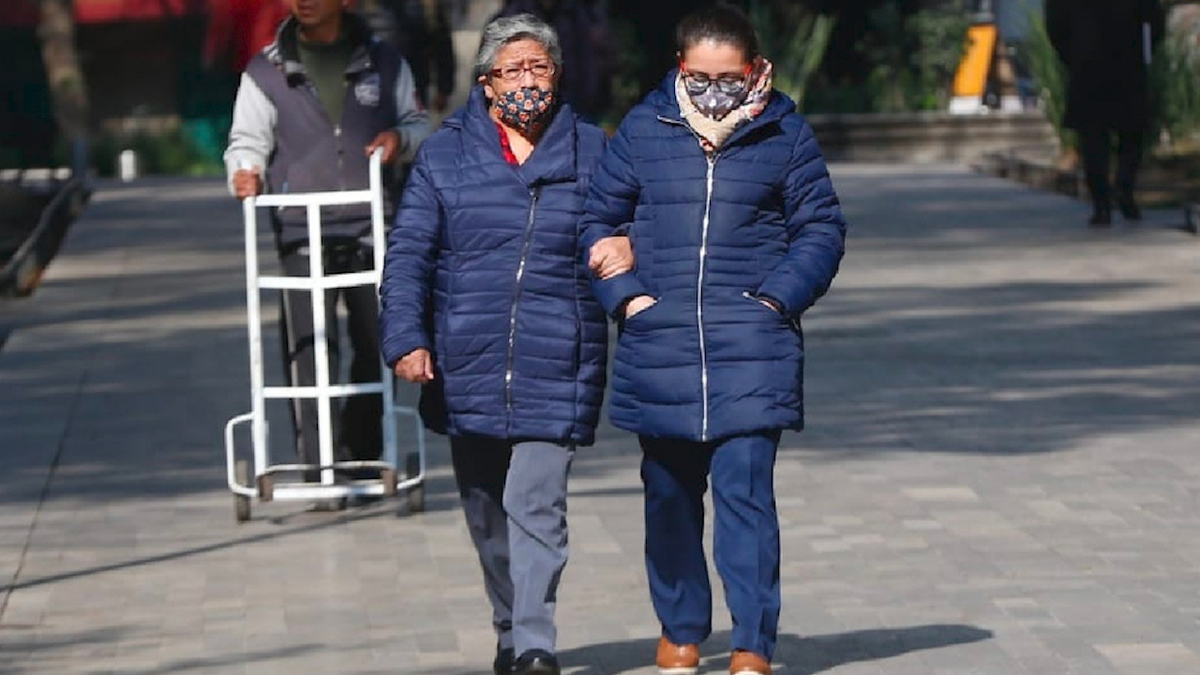 Cuarta ola de covid podría durar 2 meses